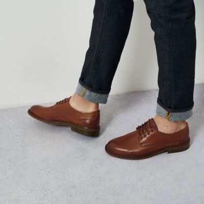 Tan textured leather lace-up shoes